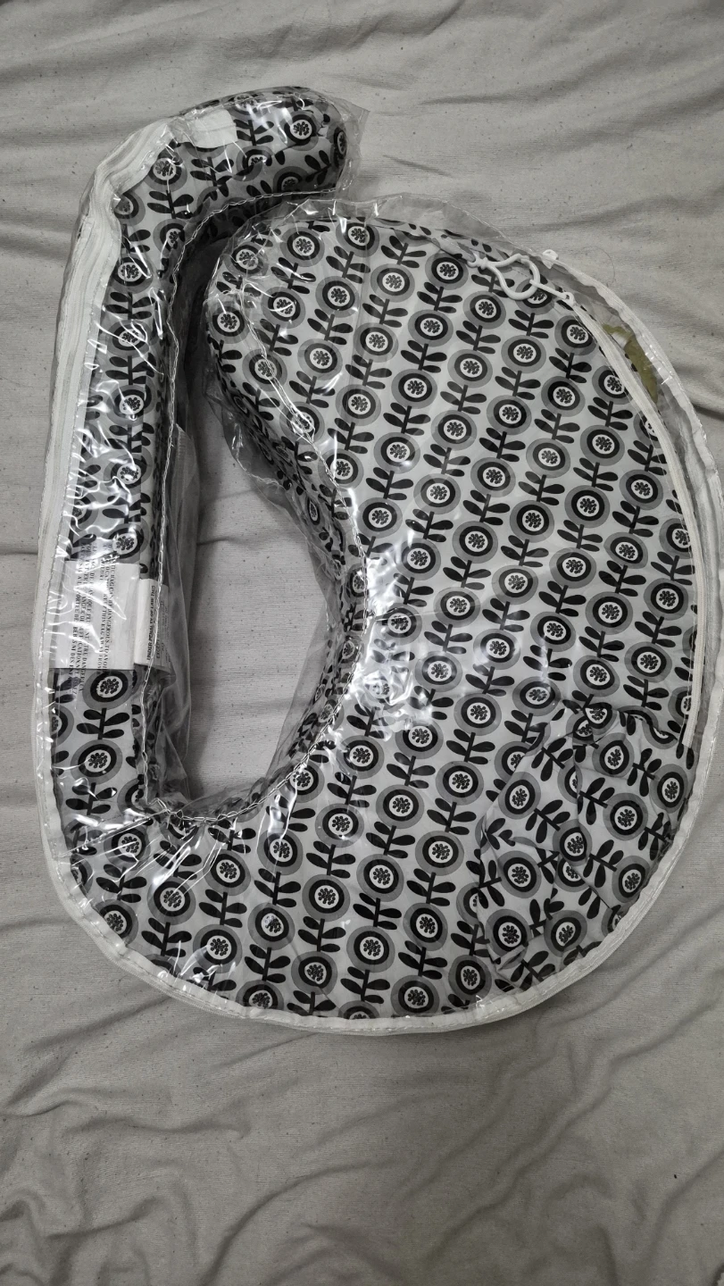 My Brest Friend Nursing Pillow - photo 4