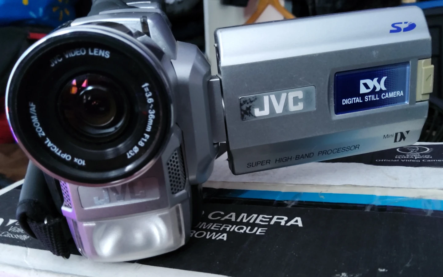 JVC GR-DVL510U Mini Digital Video Camera Camcorder - photo 3
