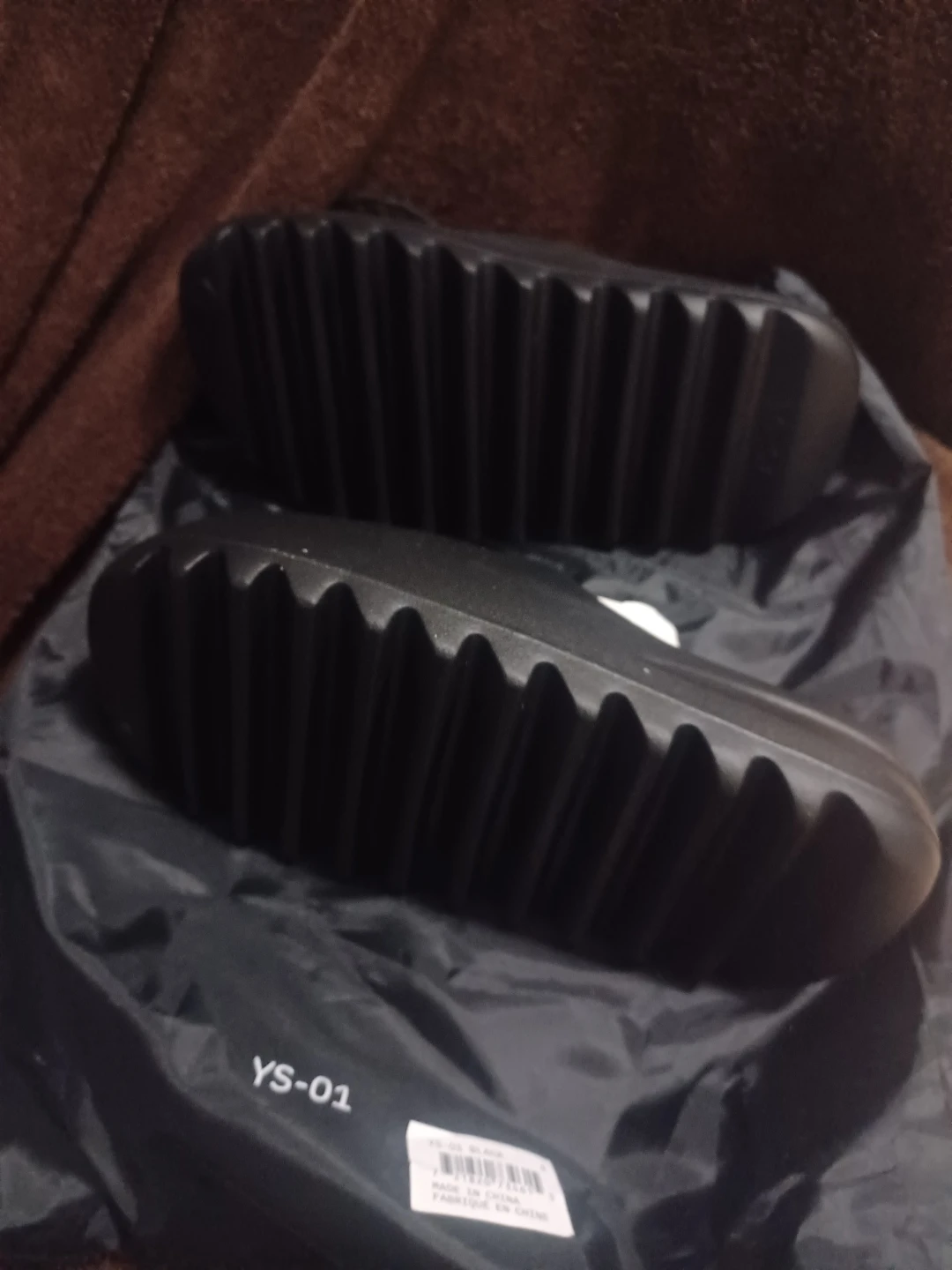 Yzy ys-01 black size 4y - photo 4