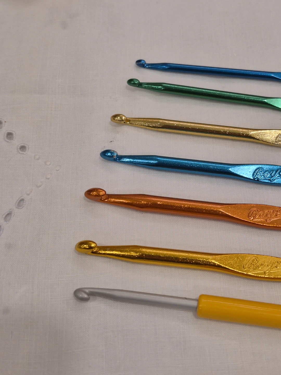 Mix Misc Lot of 7 Crochet Hooks - photo 5