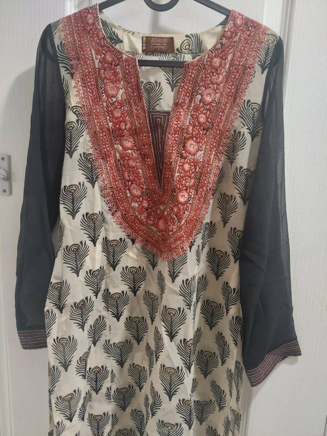 Women's Embroidered Kurti with Dupatta