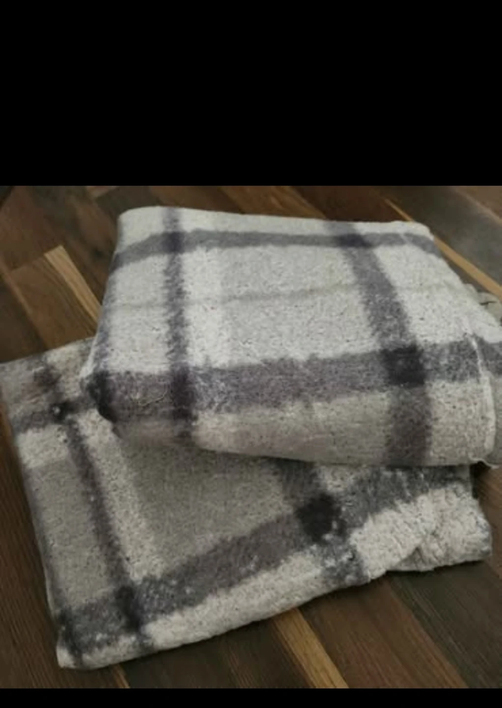 Blanket with pillow cover ( Urgent Moving Sale) - photo 3