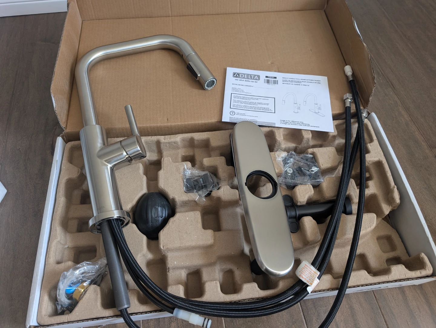 Brand New Delta Nicoli Kitchen Faucet For Sale - photo 2