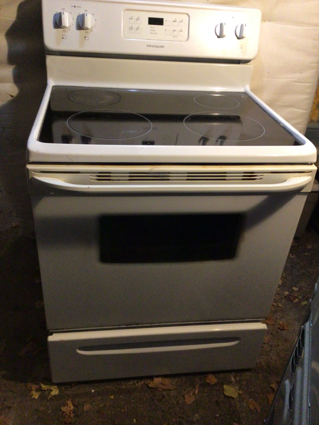 Frigidaire Electric Range