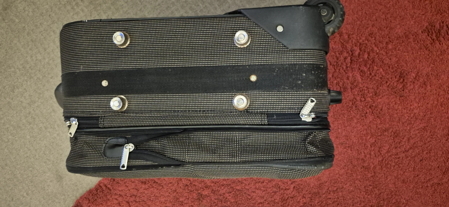 Steel King Rolling Suitcase - photo 5