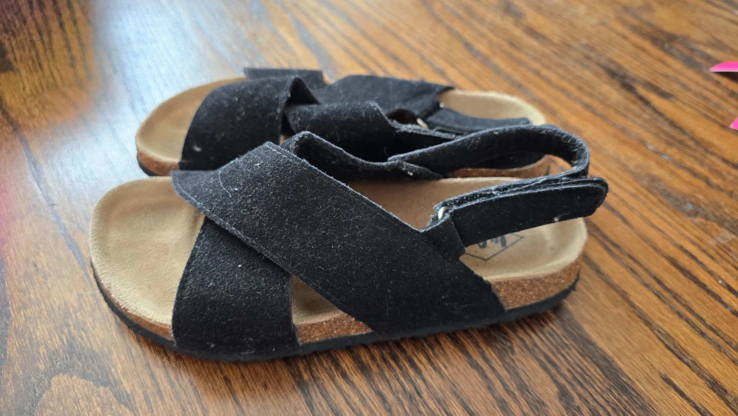 Black Suede Sandals Size 4 youth - photo 2