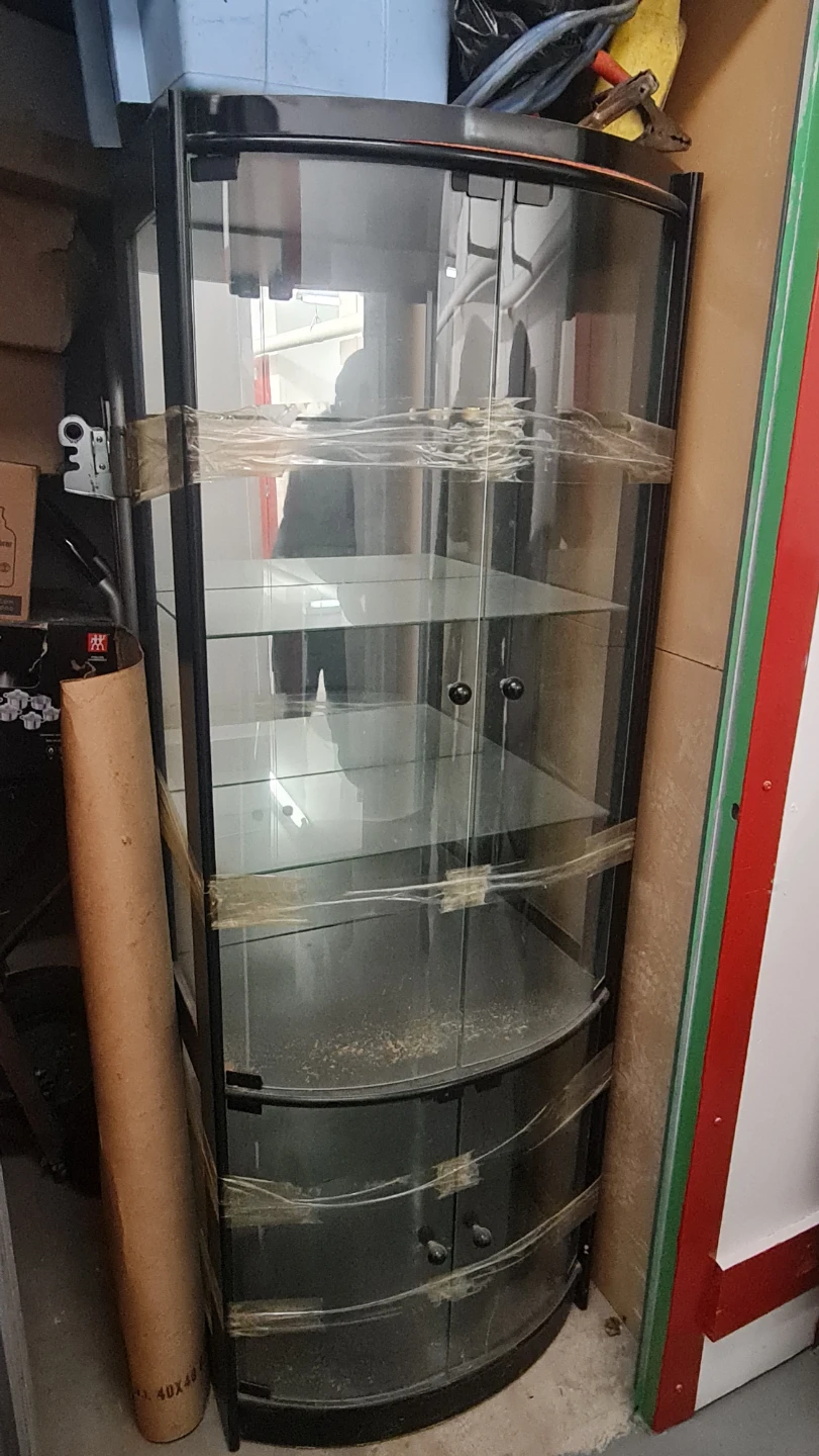 Curved Glass Display Cabinet - photo 2
