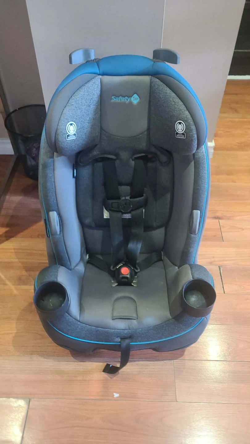 Safety 1st All-in-One Convertible Car Seat - photo 2