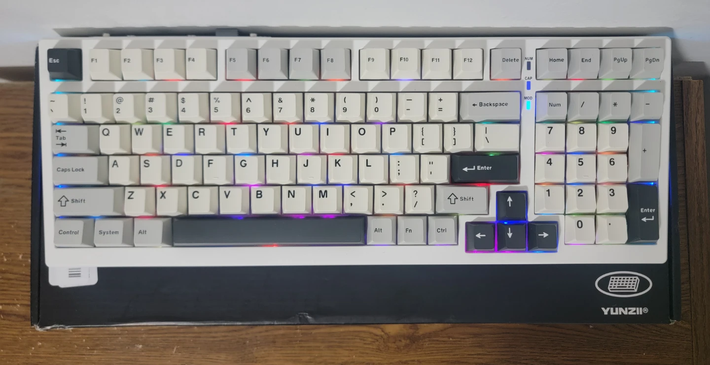 Yunzii yz98