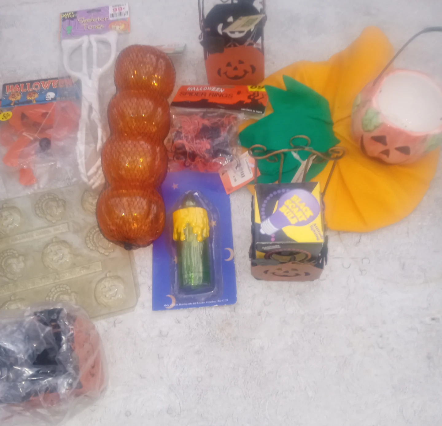 Assorted Halloween Decor and Craft Items - photo 2