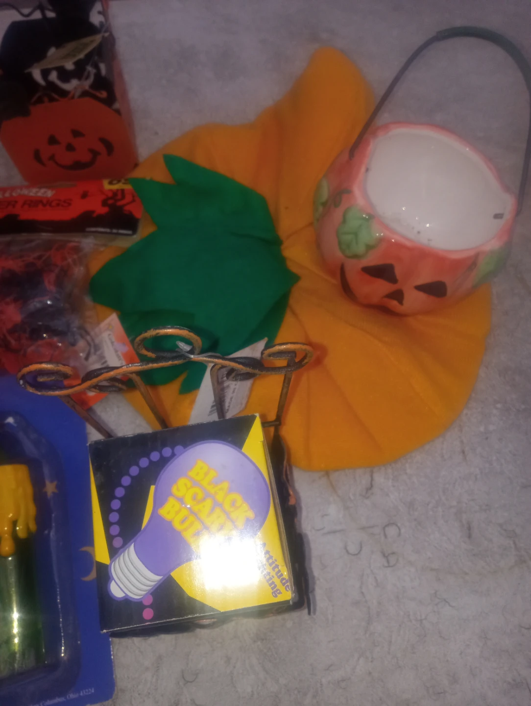 Assorted Halloween Decor and Craft Items - photo 3