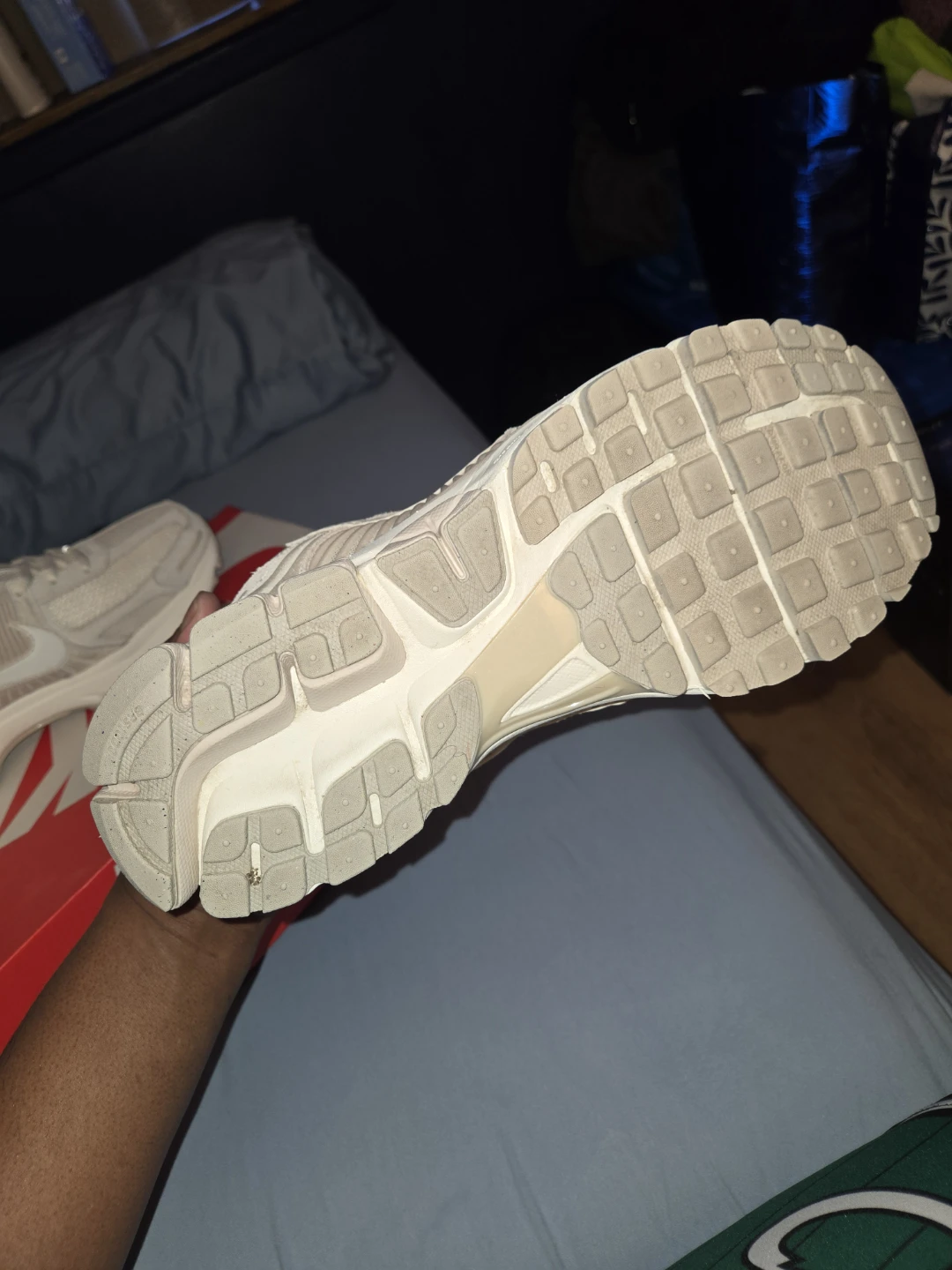 Nike Zoom Vomero 5 - photo 4