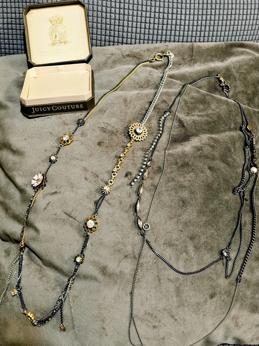 Juicy Couture Charm Necklace Set