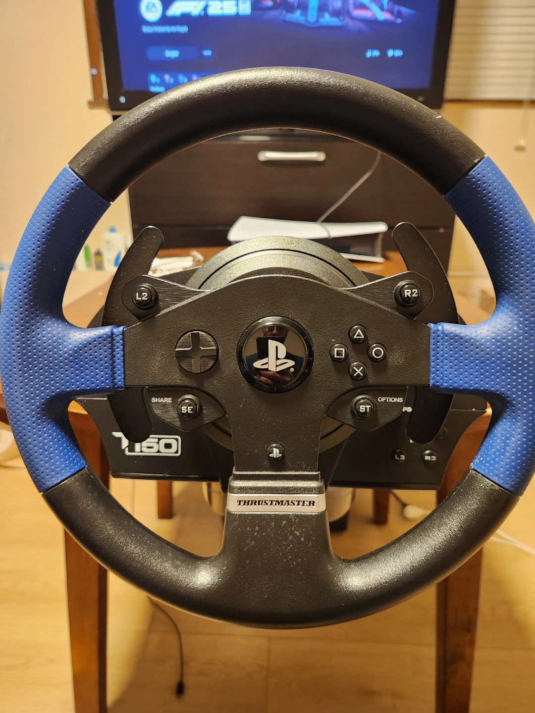 Thrustmaster gaming steering wheel and pedals - photo 4