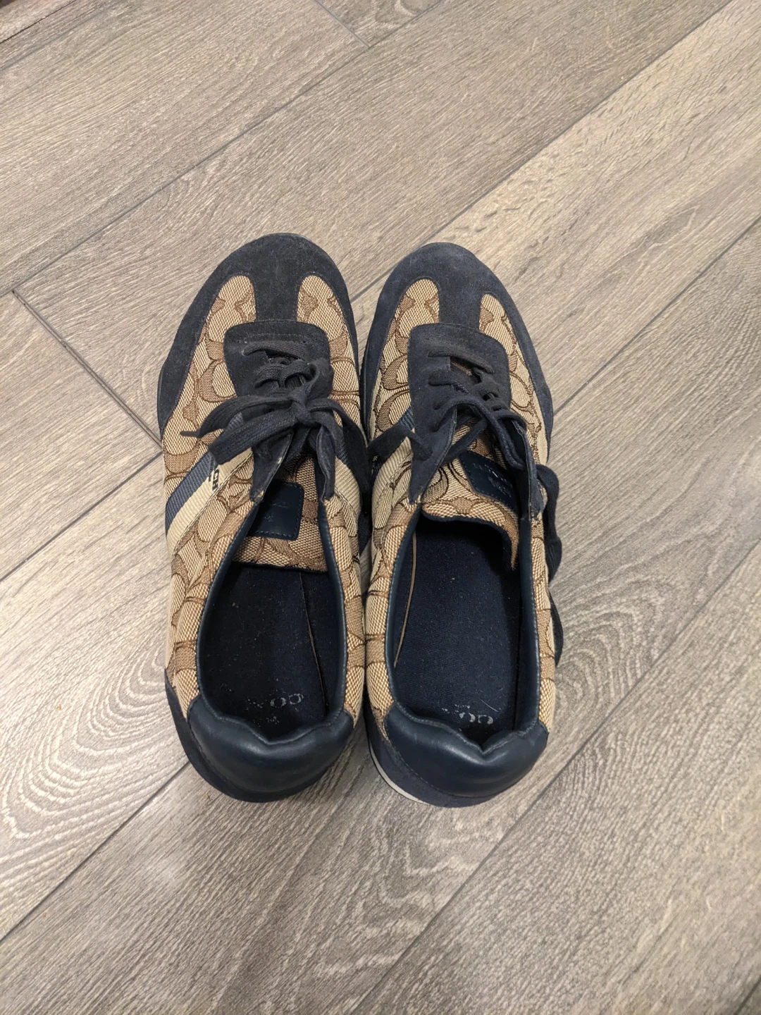 Coach Signature Pattern Sneakers size 9 - photo 3