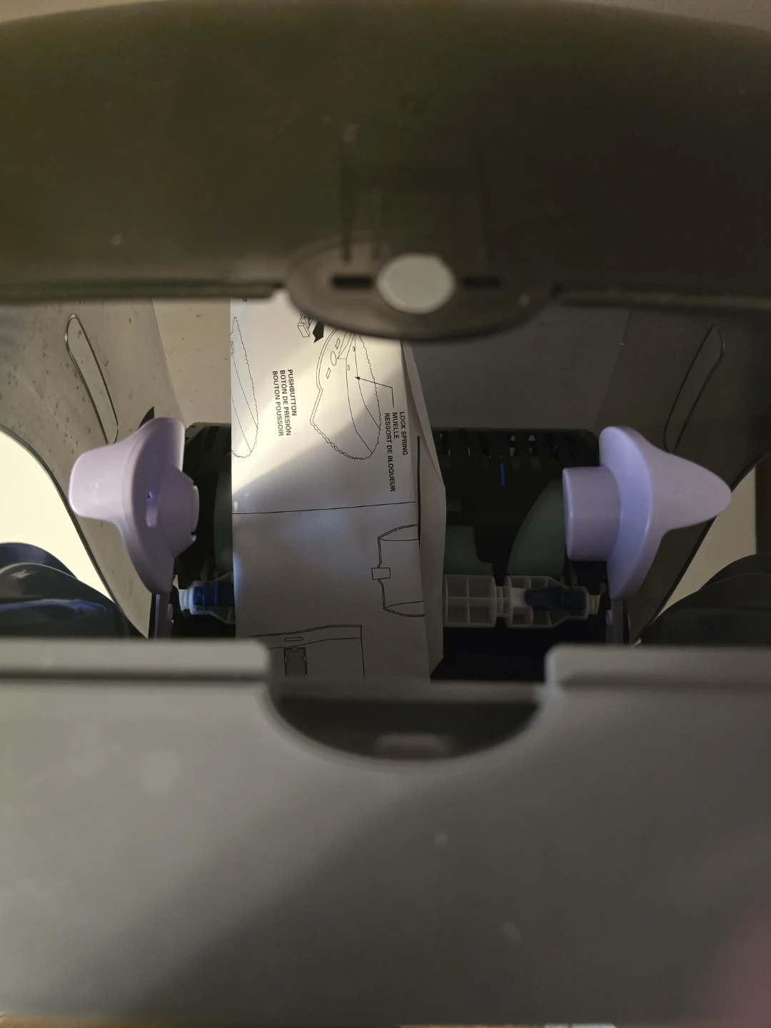 Scott Industrial Paper Towel Dispenser - photo 4