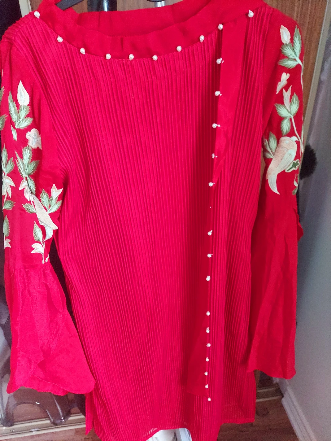 Red Embroidered Kurti - photo 3