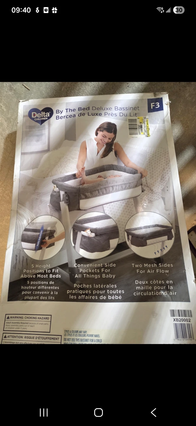 Delta Children Deluxe Bassinet - photo 5