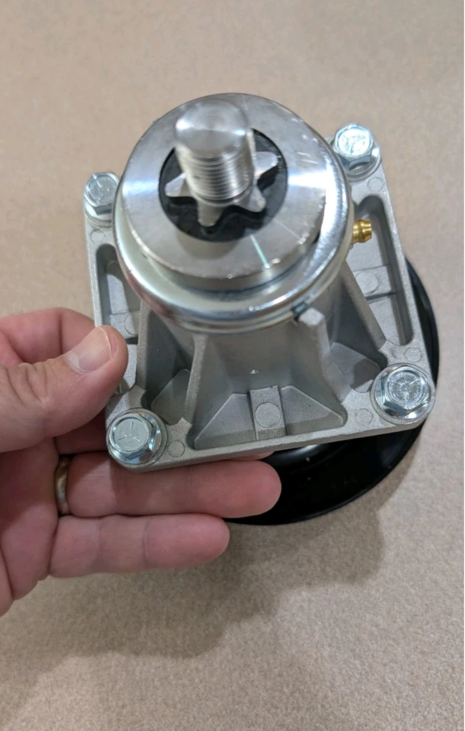 Lawn Mower Spindle Pulley Assembly - photo 3