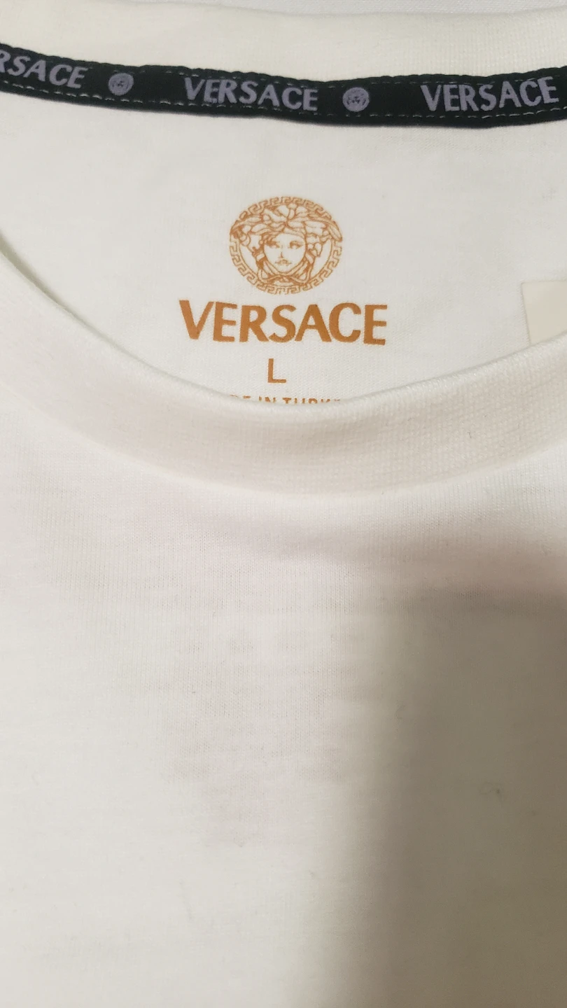 Brand new Men's White  Tshirt Size L - photo 2