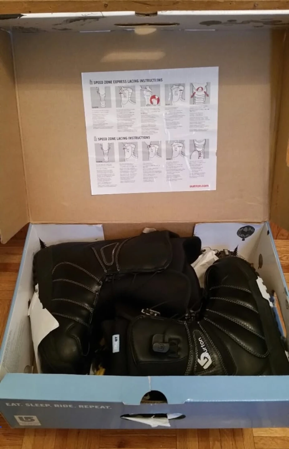 NEW! Burton Snowboard Boots (US7) SPEED LACING - photo 3