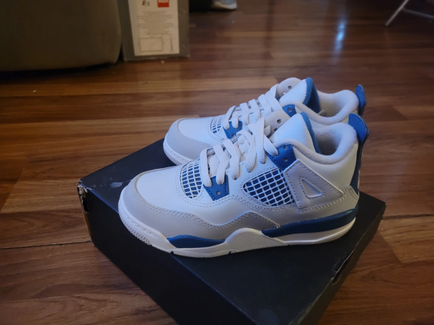 Children's Nike Air Jordan 4 White/Blue - photo 3