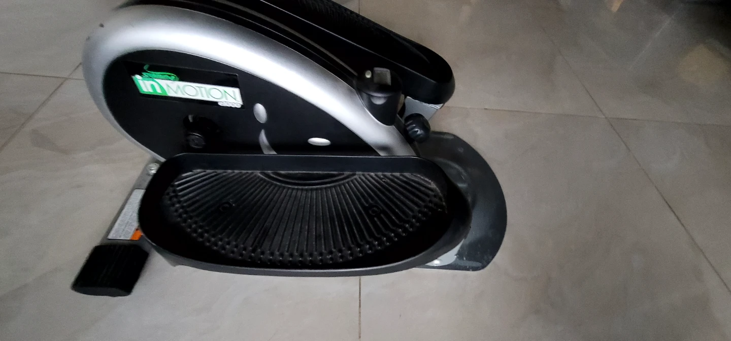 Stamina InMotion E1000 Elliptical