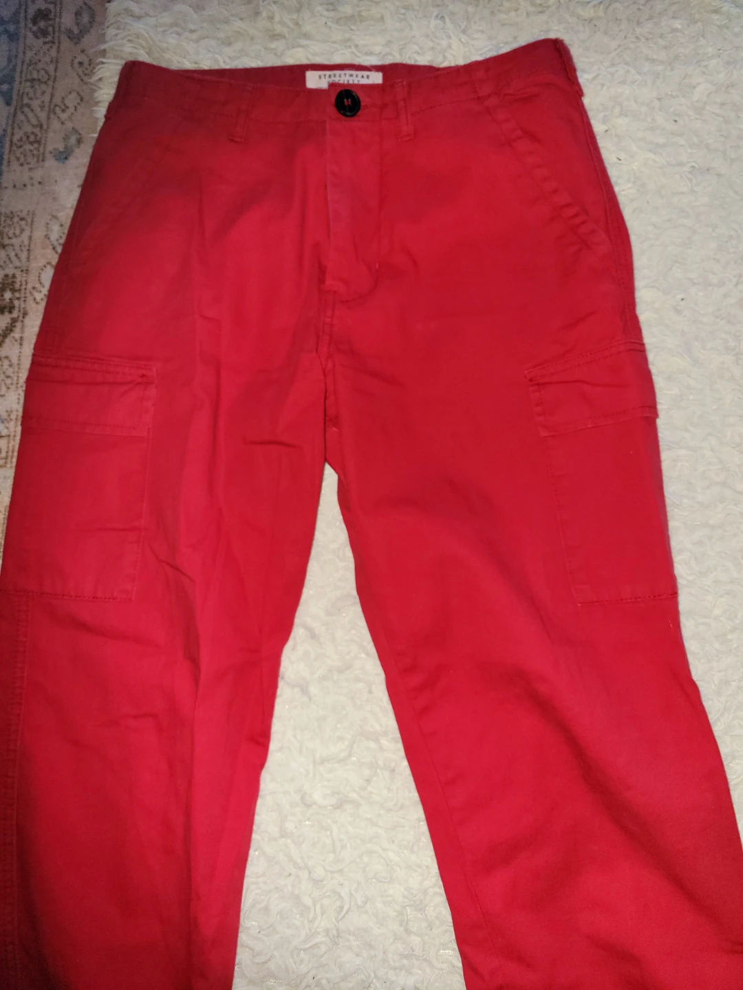$10.00 FOR BOTH!!! WHITE AND RED cargo pants - photo 2