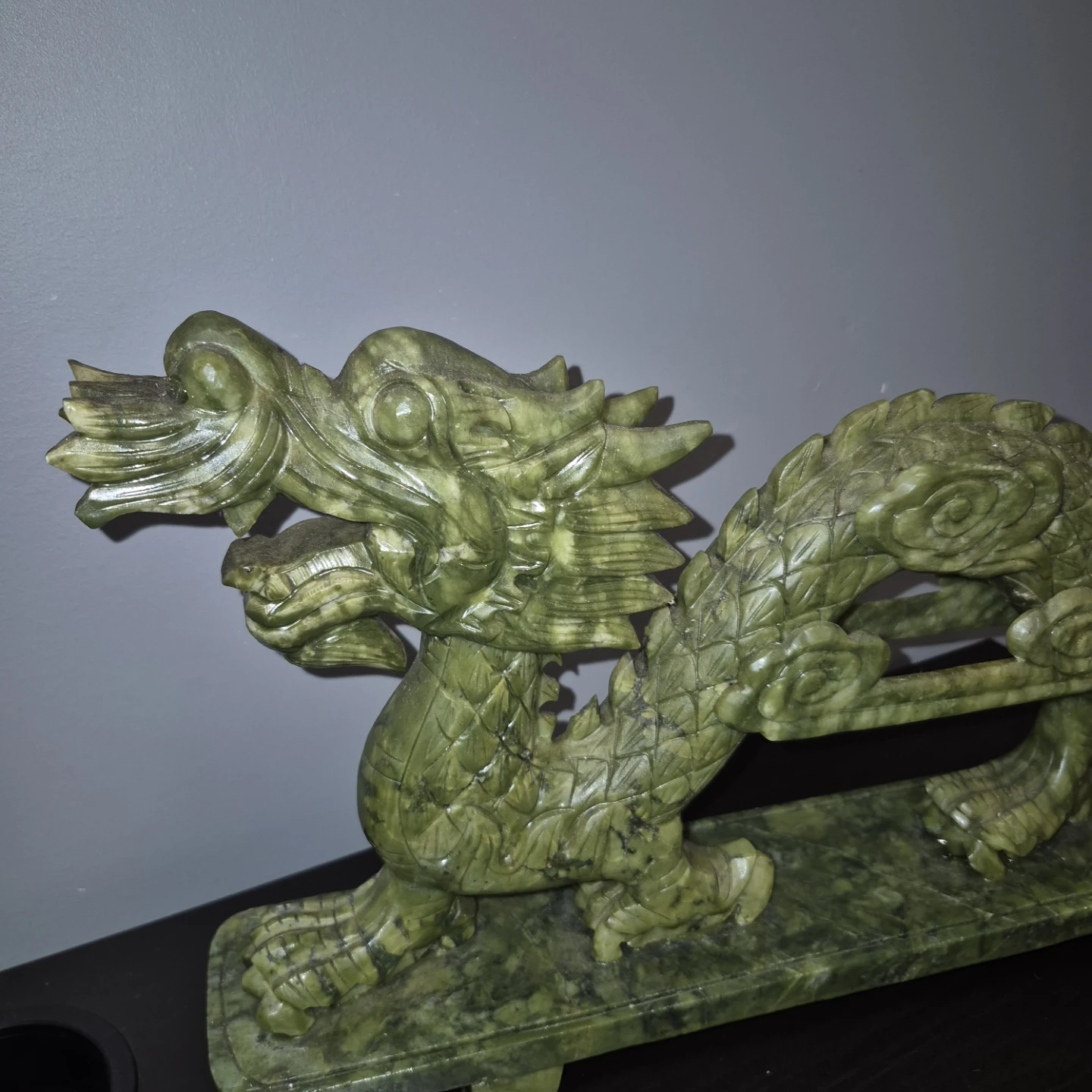 11.2 Lbs Mystical Green Stone Dragon Figurine - photo 4