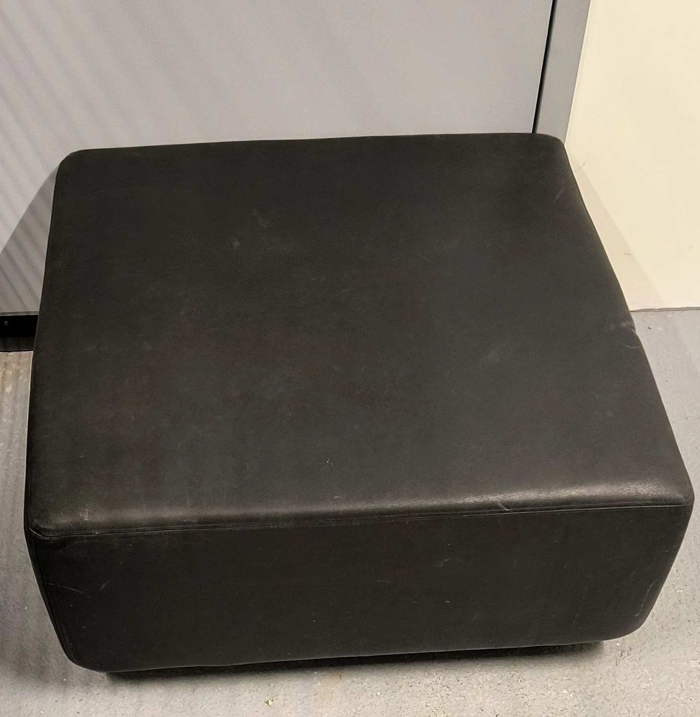 Black Leather Square Ottoman - photo 4