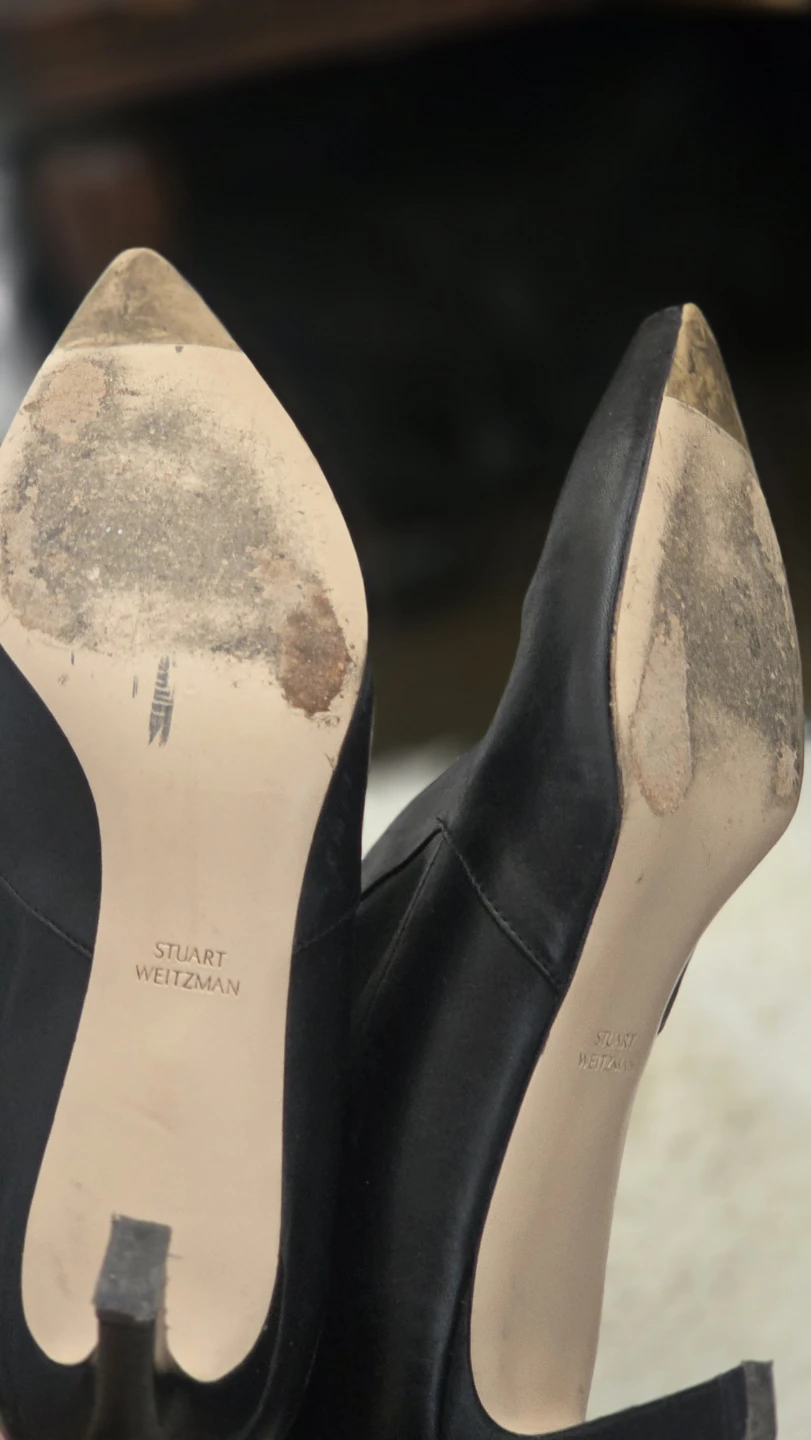 Stuart Weitzman Black Leather Pointed Toe heel boot - photo 2