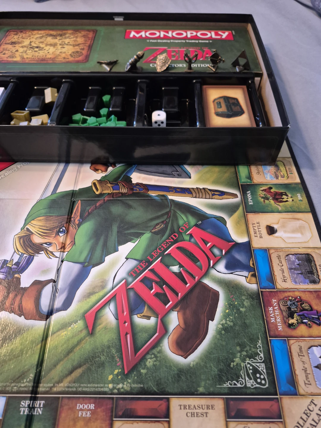 Monopoly The Legend of Zelda Collector's Edition Board Game - photo 2