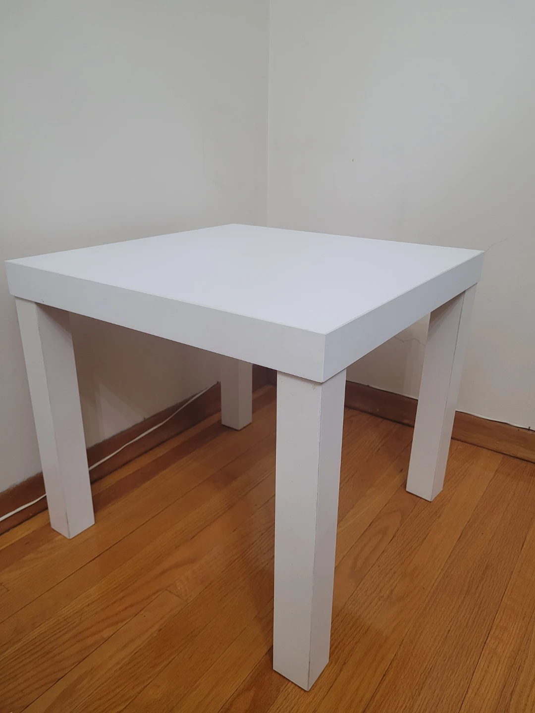 White Side Table - photo 2