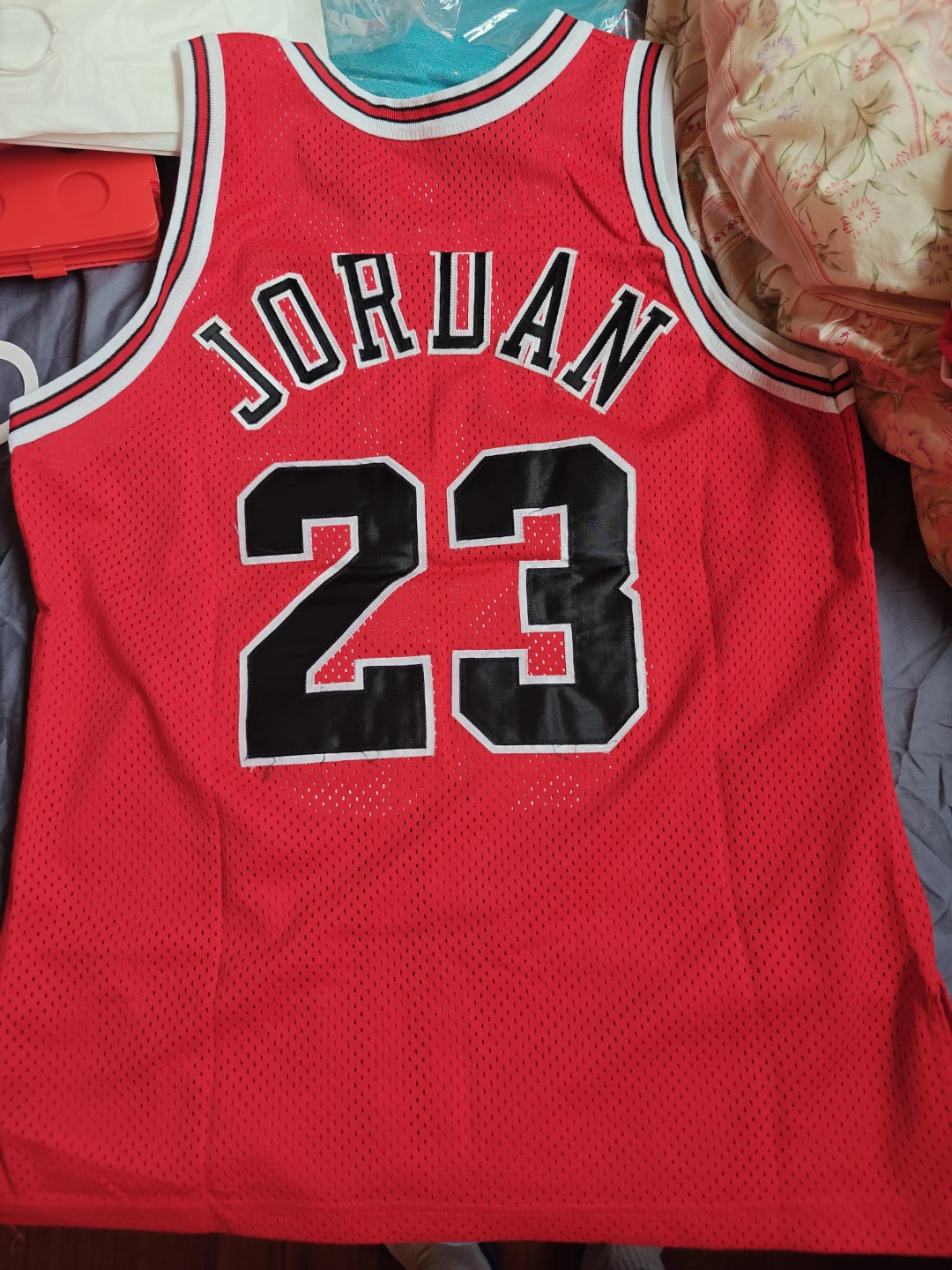 Champion Chicago Bulls Michael Jordan #23 Jersey Size 44 - photo 2