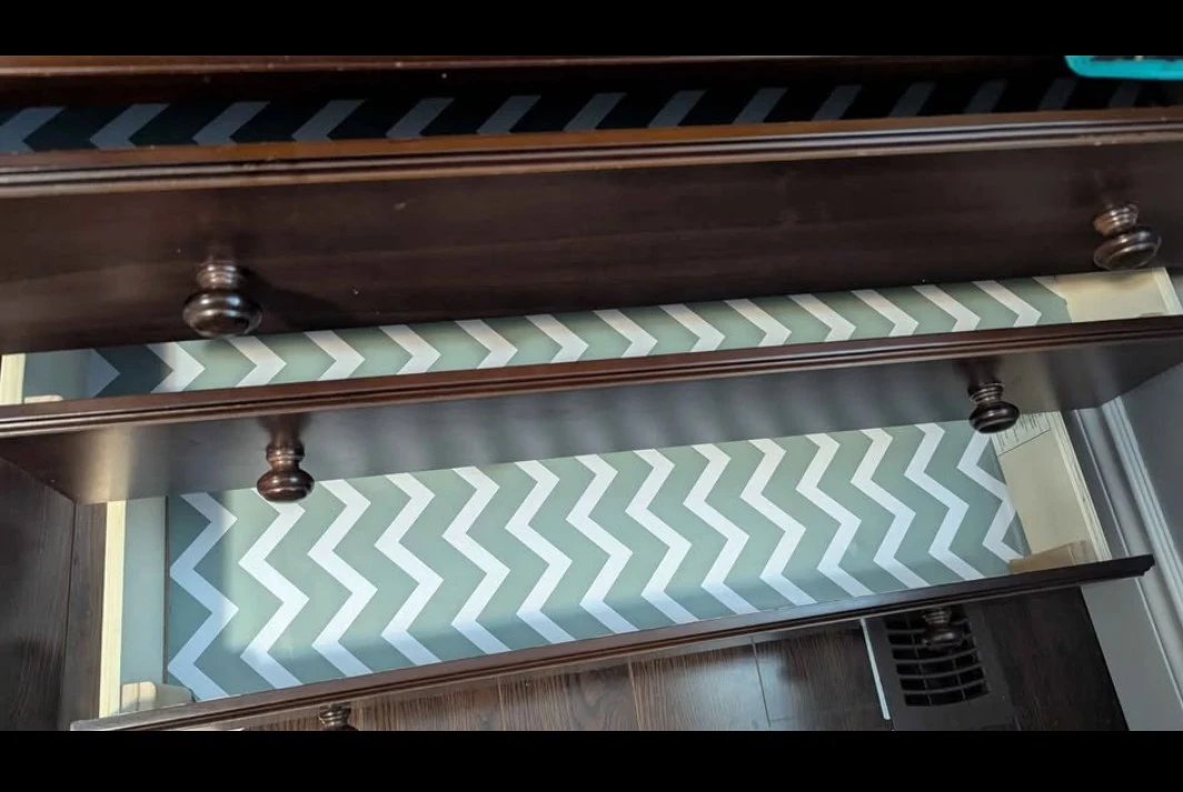 Dark Wood Changing Table Dresser - photo 4