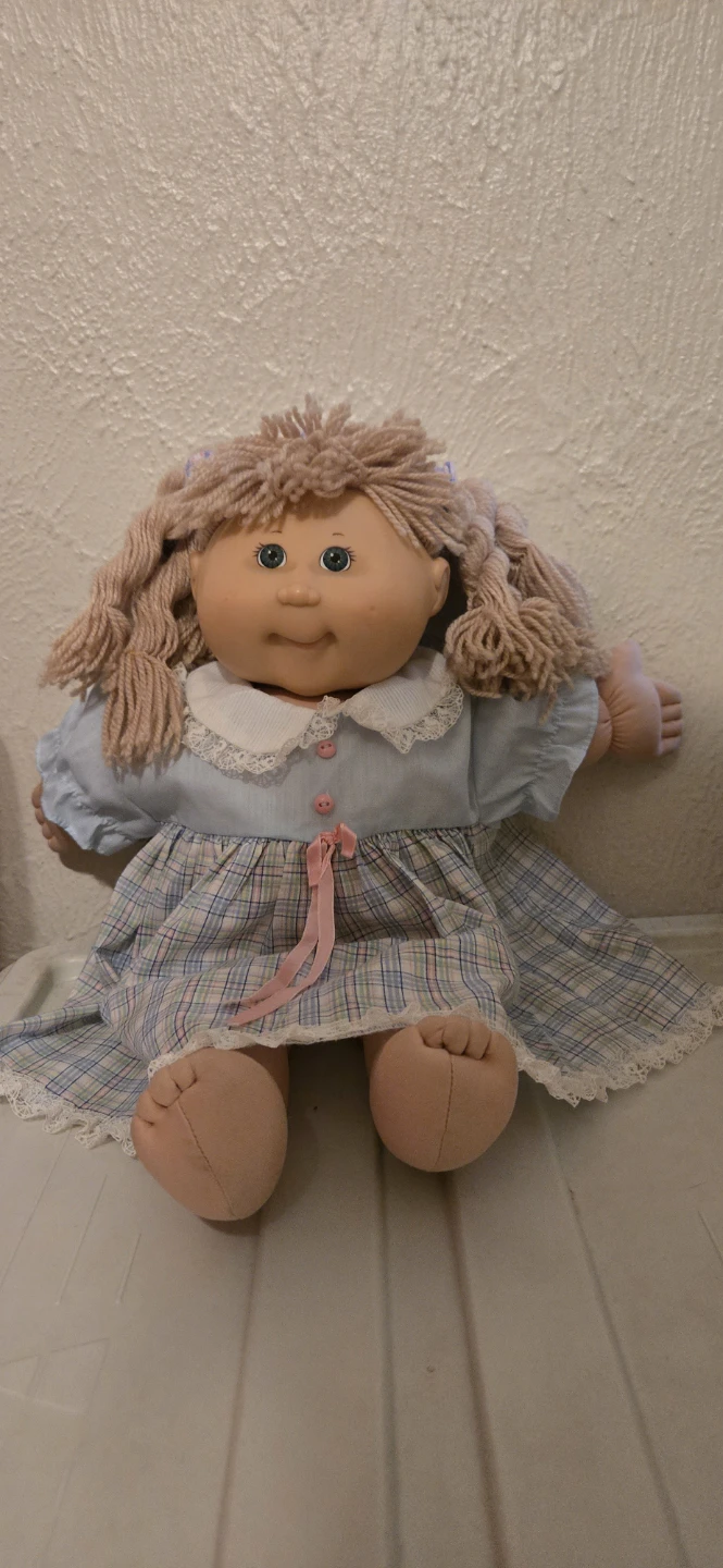 Cabbage patch kid