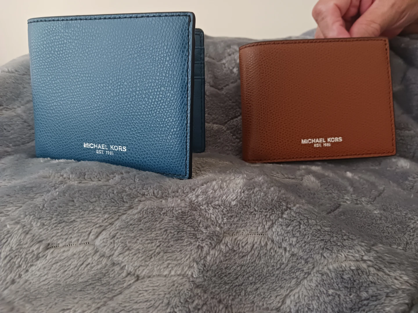 Michael Kors Men's Bifold Wallets - Blue & Brown Leather