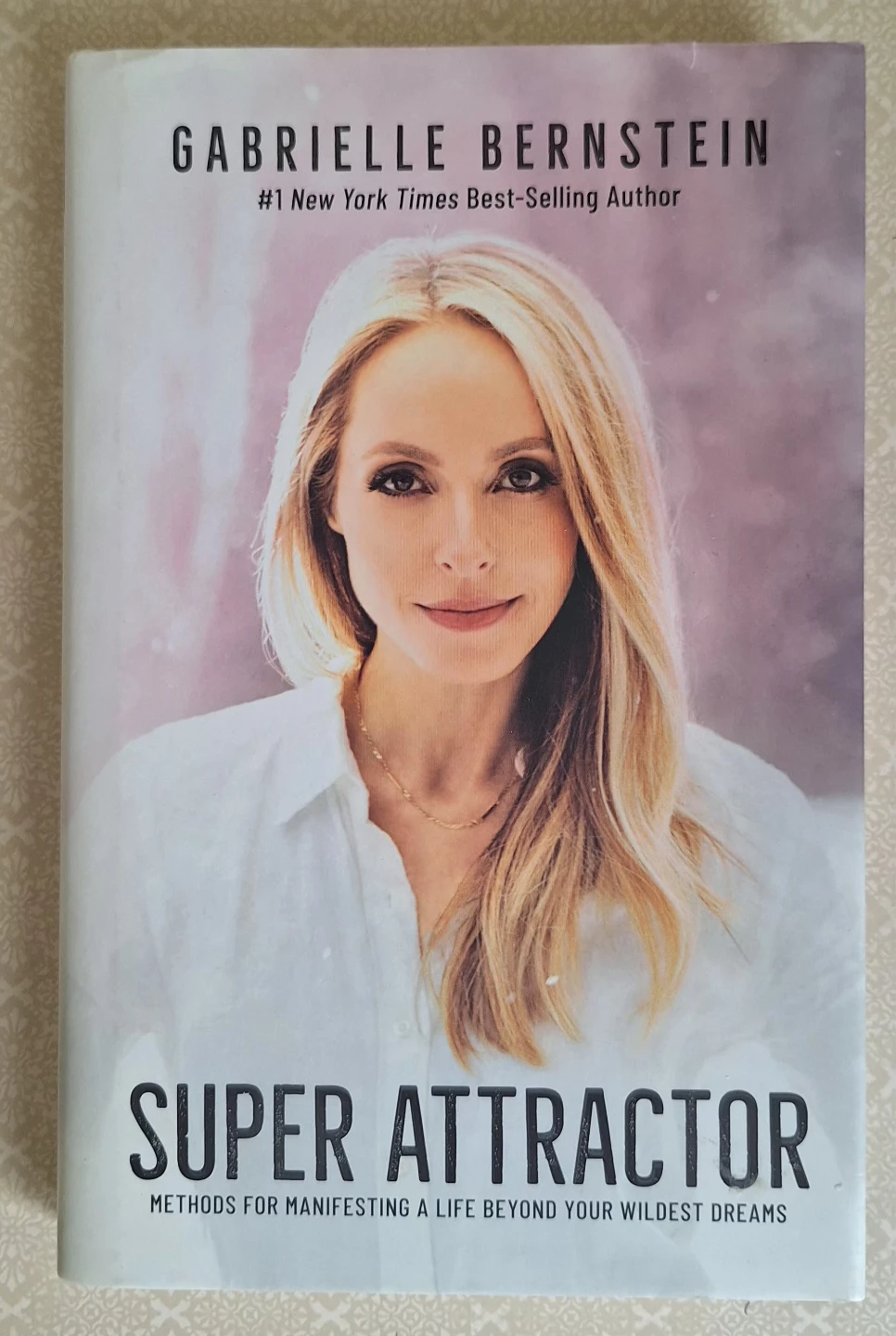 Super Attractor book with Guided Journals & NEST candle - photo 2