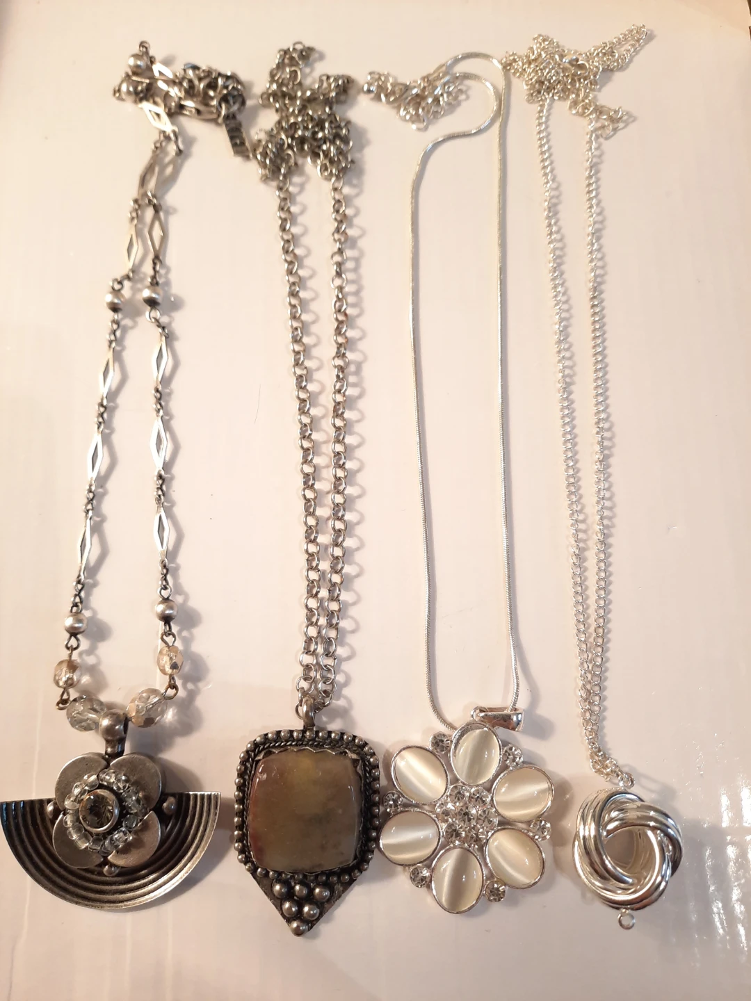 Set of 4 Assorted Necklaces - photo 2