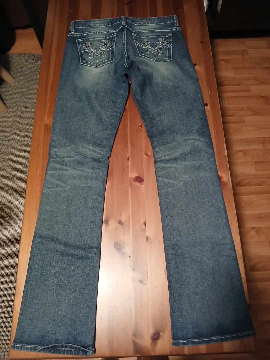 GUESS Jeans Women's midrise straight leg Jeans - Size 27 - photo 2
