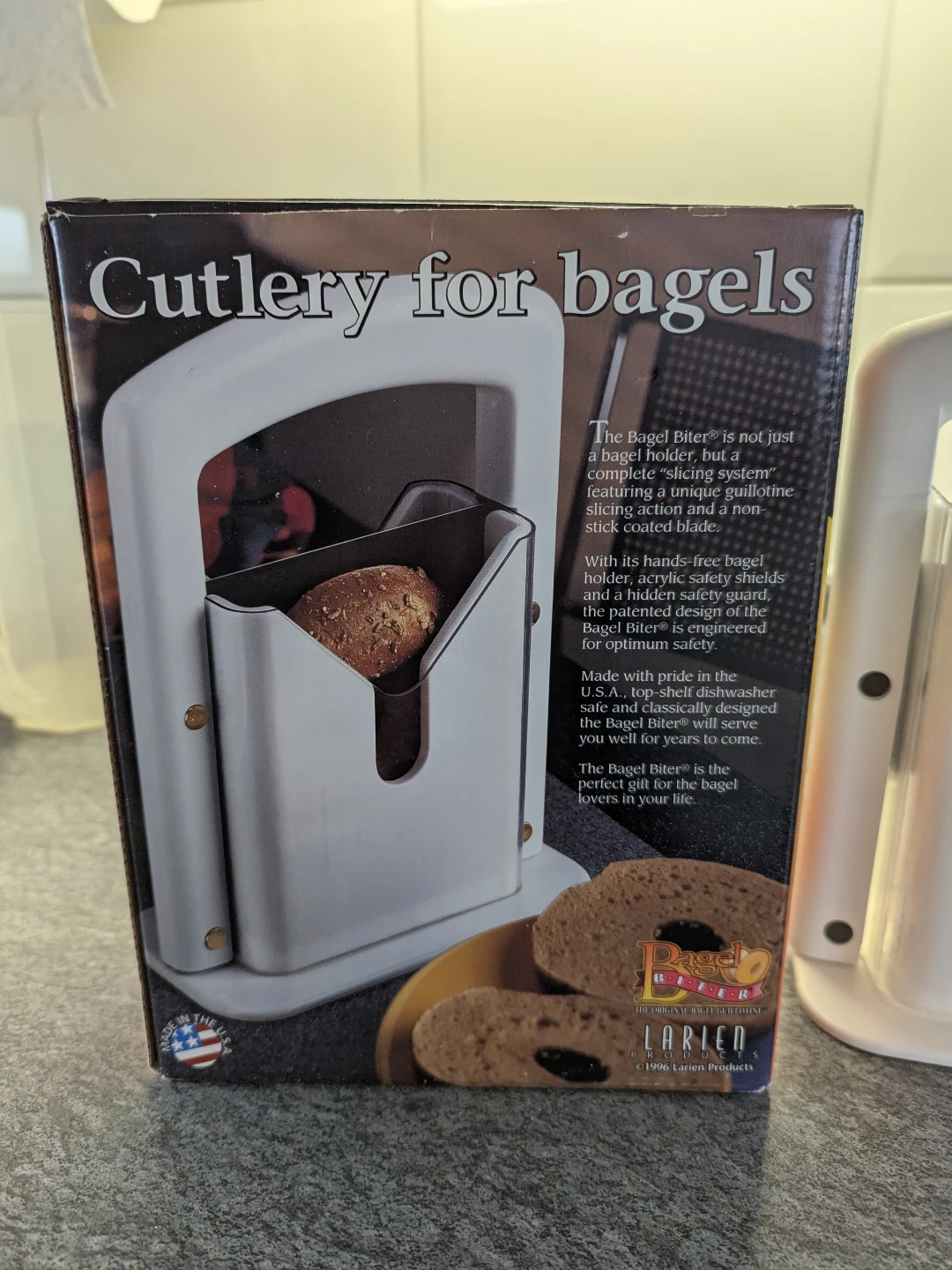 Bagel Guillotine Slicer - photo 3