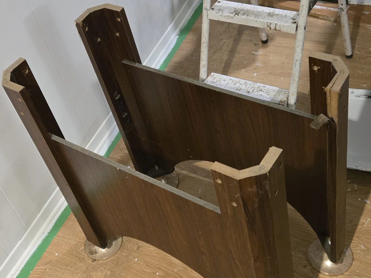 Solid Wooden Pool Table - photo 3