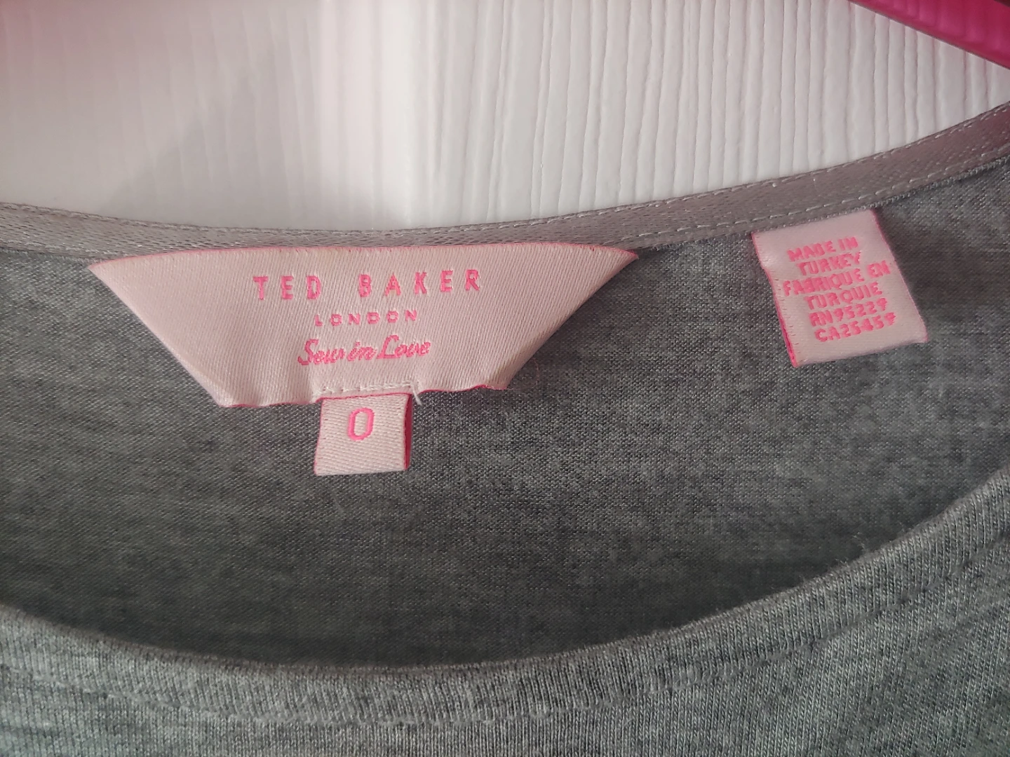 Ted Baker London Grey Rhinestone Bird T-Shirt Size 0 - photo 3