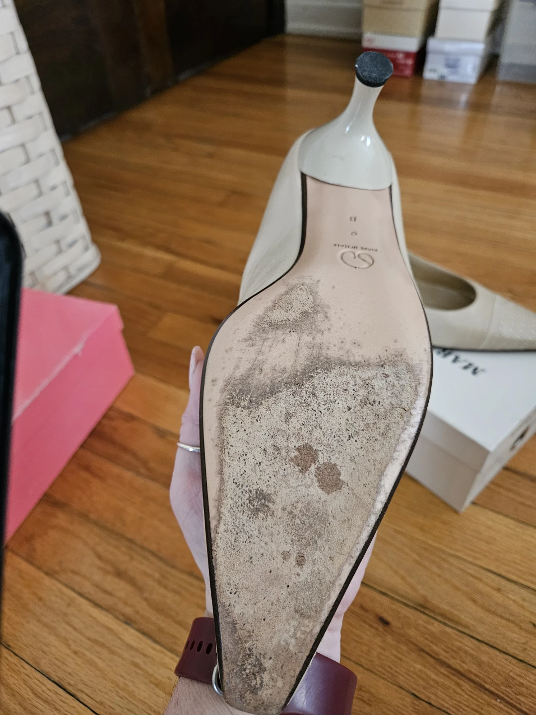 St. John Cream Leather Kitten Heel Pumps - Size 9 - photo 4