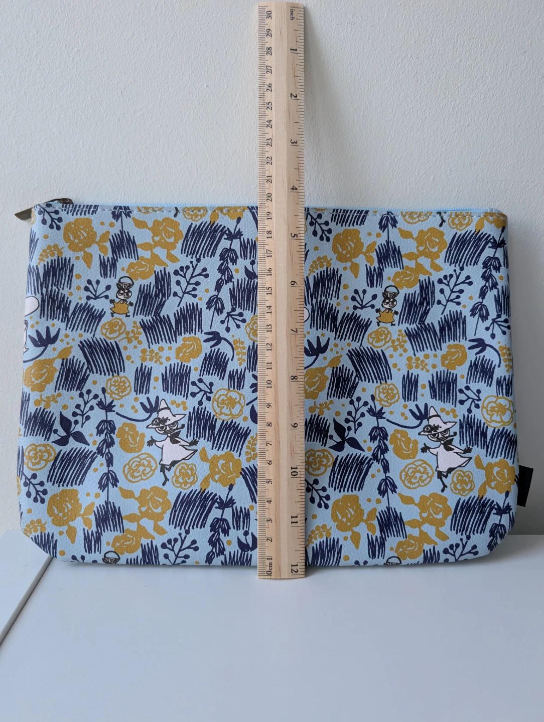 New zipper pouch Moomin Pouch Bag new without tag - photo 3