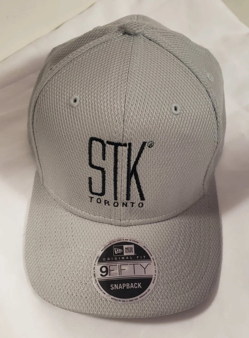Brand new Men's Sport Hat Gray