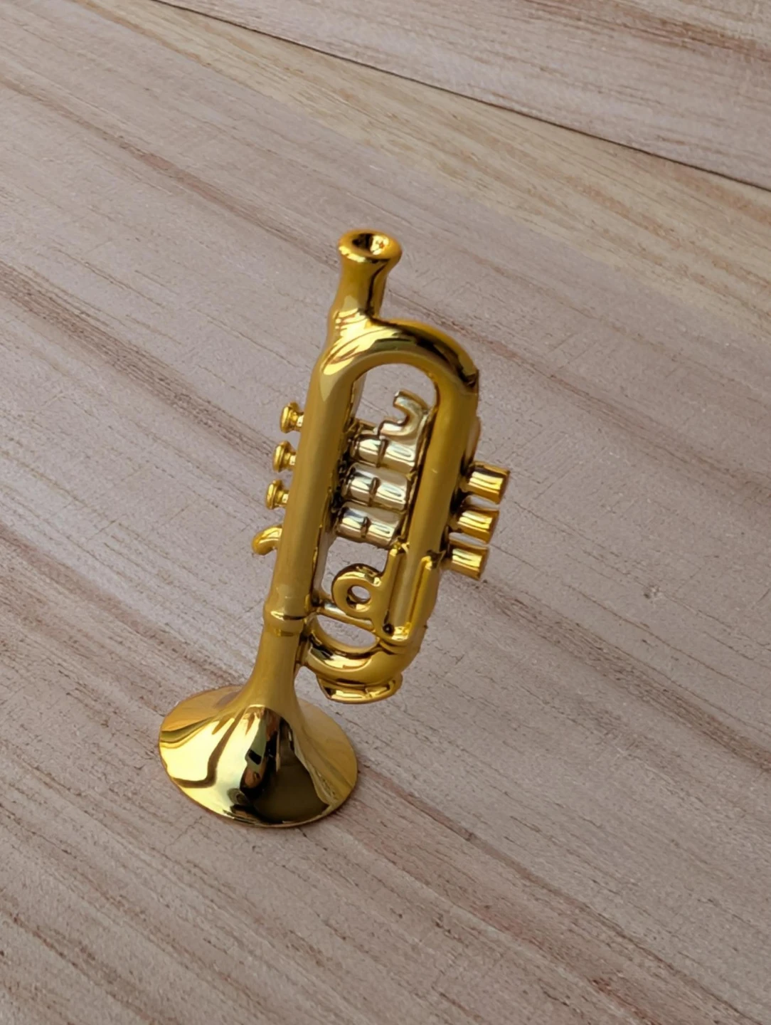 Miniature Gold Trumpet Figurine - photo 2