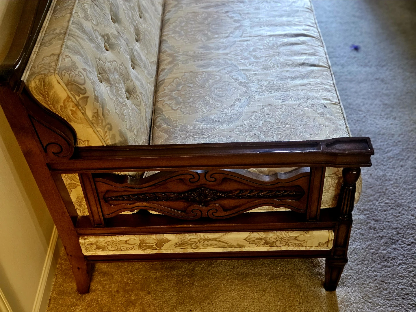 Vintage Sofa - Ornate Wood Frame - photo 3