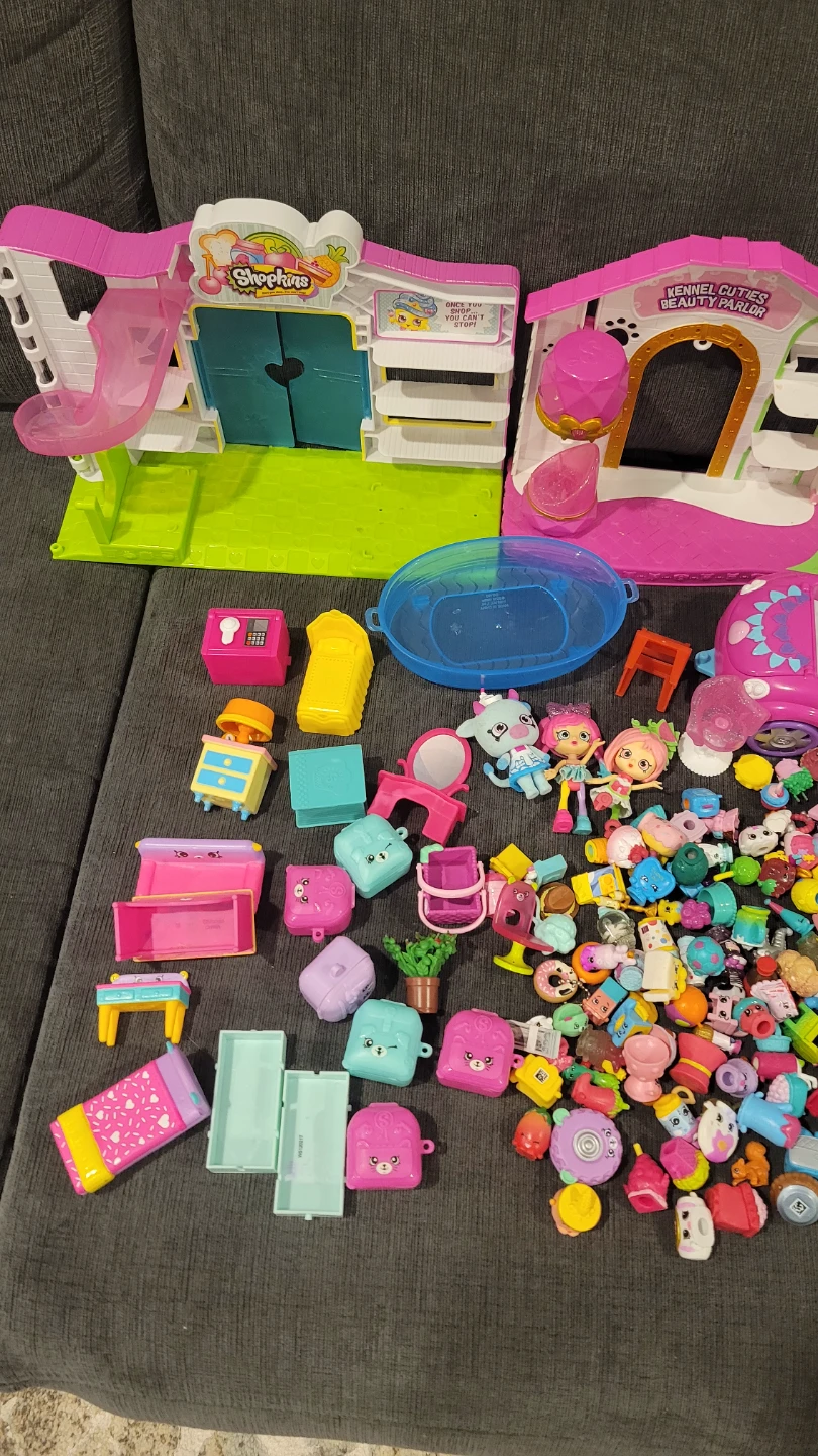Shopkins Playsets and Accessories Bundle - photo 2