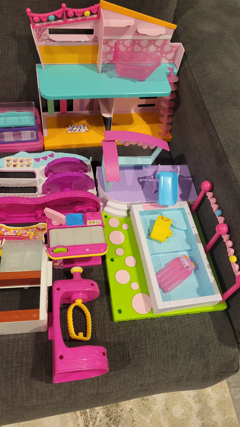 Shopkins Playsets and Accessories Bundle - photo 5
